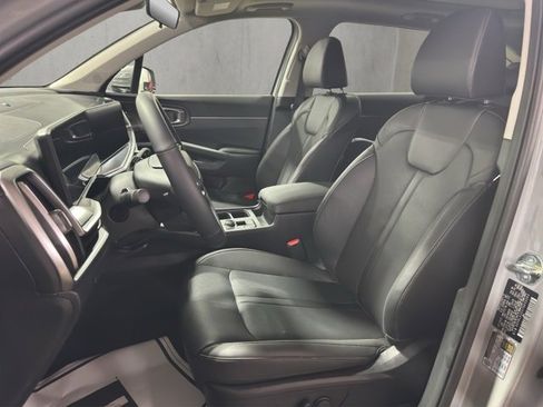 New 2026 Kia Sorento S image 9