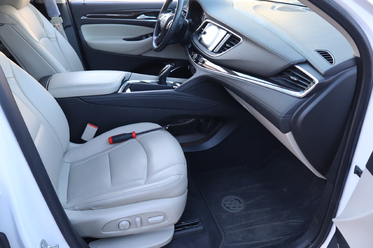 Used 2019 Buick Enclave Premium FWD image 17