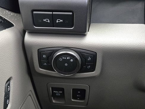 Used 2019 Ford F150 XLT w/ Equipment Group 302A Luxury image 22