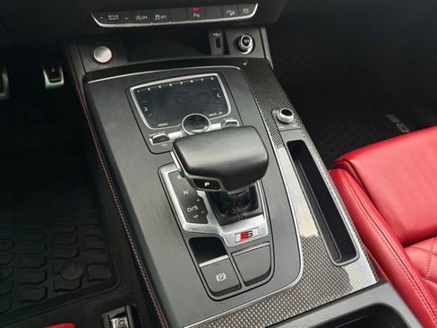 Used 2019 Audi SQ5 Premium Plus w/ Premium Plus Package AWD/4WD image 32