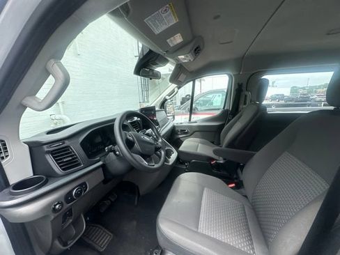 Used 2024 Ford Transit 350 XLT RWD image 11