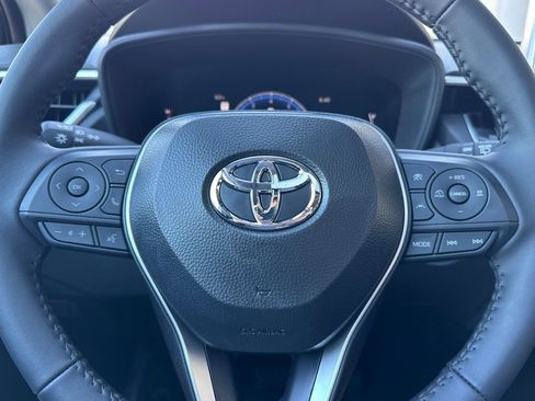 New 2026 Toyota Corolla Cross LE FWD image 25