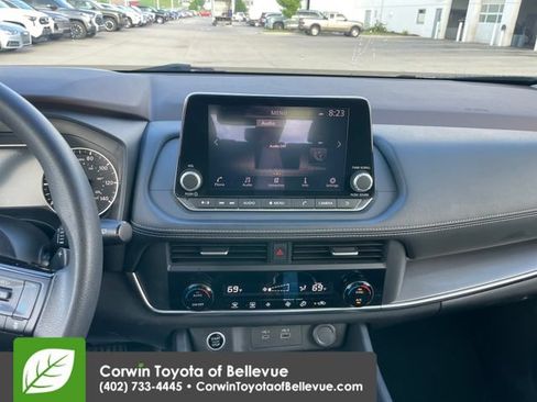 Used 2023 Nissan Rogue SV AWD/4WD image 11