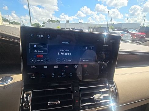 Used 2022 Lincoln Navigator Reserve AWD/4WD image 7