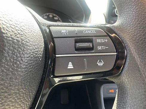 Used 2024 Honda Civic LX image 33