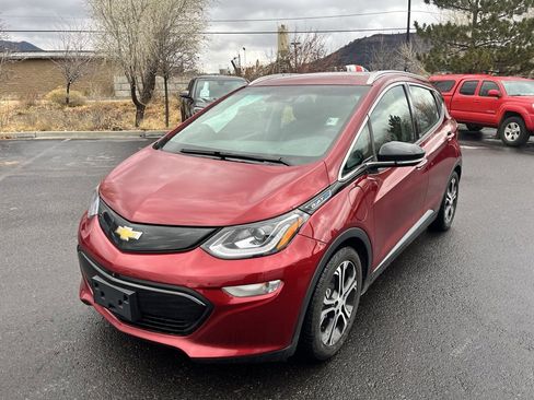 Used 2019 Chevrolet Bolt Premier w/ Infotainment Package image 7