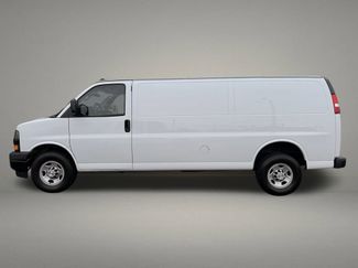 Used 2022 Chevrolet Express 3500 Work Van w/ Driver Convenience Package video 2