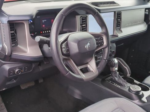 Used 2022 Ford Bronco Outer Banks w/ Sasquatch Package image 2