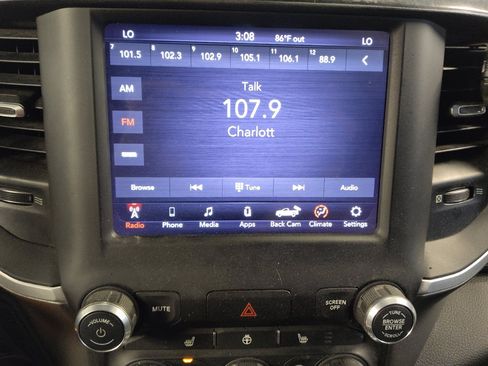 Used 2020 RAM 1500 Big Horn AWD/4WD image 25