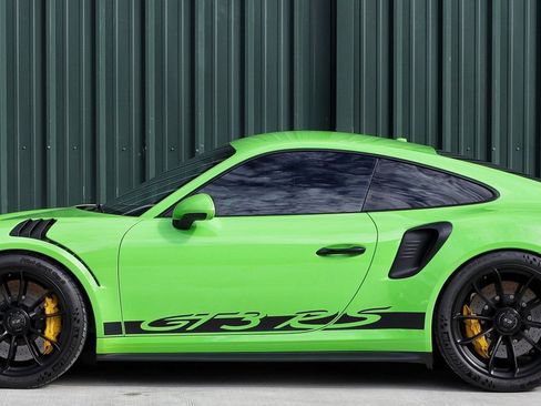 Used 2019 Porsche 911 GT3 RS RWD image 5