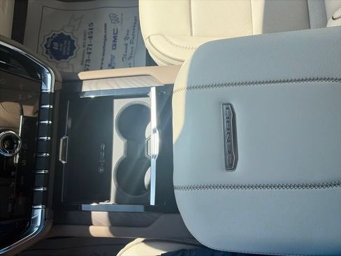 New 2026 GMC Yukon Denali w/ Advanced Technology Package AWD/4WD image 24