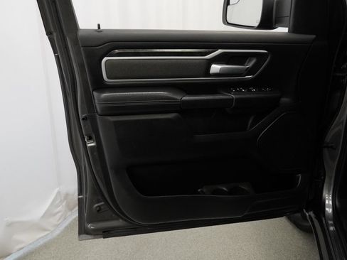 Used 2020 RAM 1500 Big Horn AWD/4WD image 23
