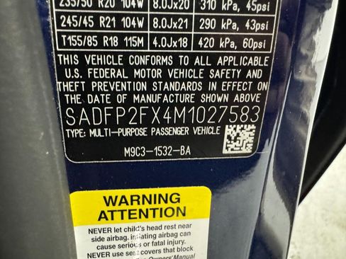 Used 2021 Jaguar E-PACE SE image 36