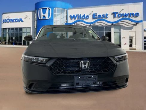 New 2025 Honda Accord LX image 9