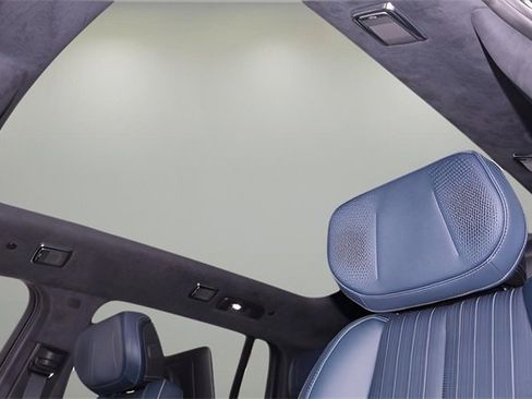 New 2025 Cadillac Escalade IQ Sport 2 w/ LPO, ONYX Package image 28