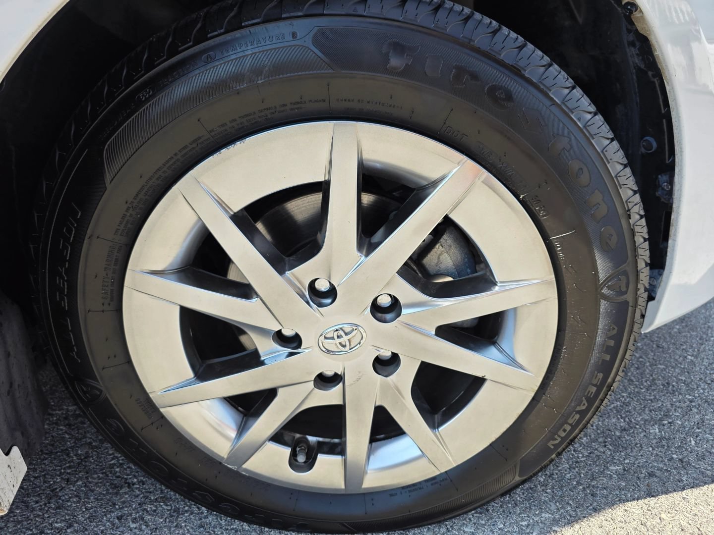 Used 2017 Toyota Prius V Two FWD image 41