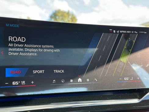 New 2026 BMW M5 w/ Executive Package image 44