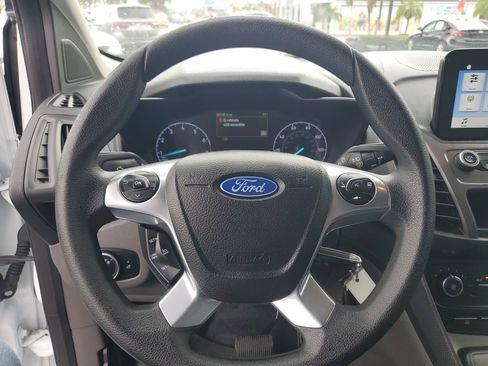 Used 2020 Ford Transit Connect XL image 17
