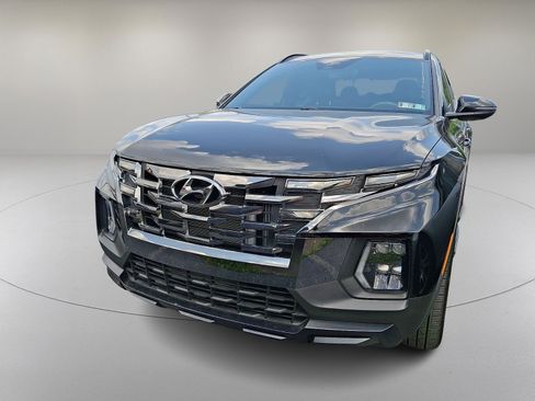 Used 2024 Hyundai Santa Cruz Night AWD/4WD image 3