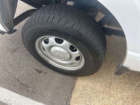 Used 2023 Ford F150 XL image 7