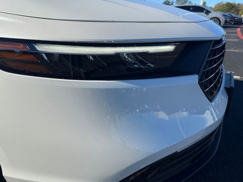 New 2025 Honda Accord SE image 14