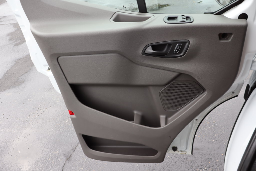 Used 2025 Ford Transit 250 Low Roof w/ Exterior Upgrade Package RWD image 22