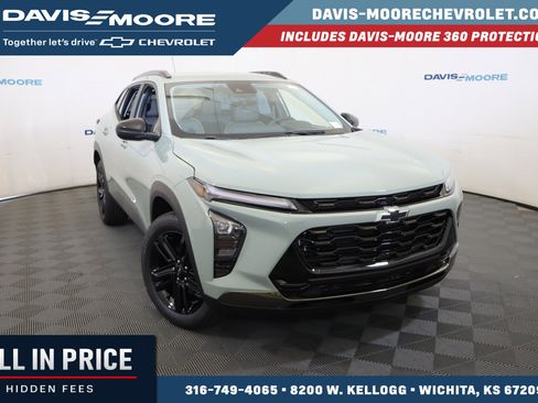 New 2026 Chevrolet Trax ACTIV w/ Driver Confidence Package FWD image 1