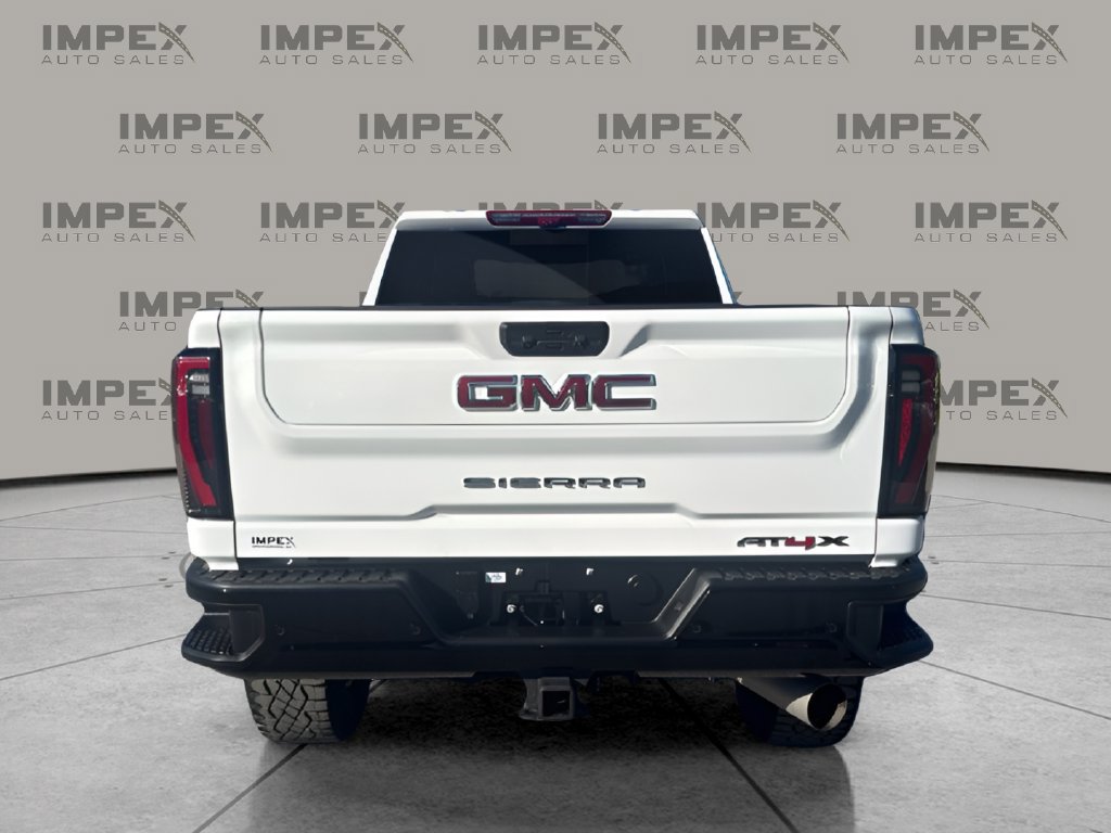 Used 2025 GMC Sierra 2500 AT4X AWD/4WD image 5