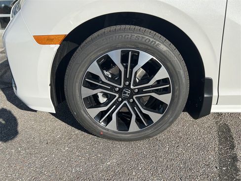 New 2026 Honda Odyssey Elite image 11
