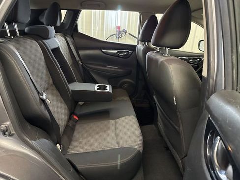 Used 2019 Nissan Rogue Sport SV w/ All-Weather Package image 15