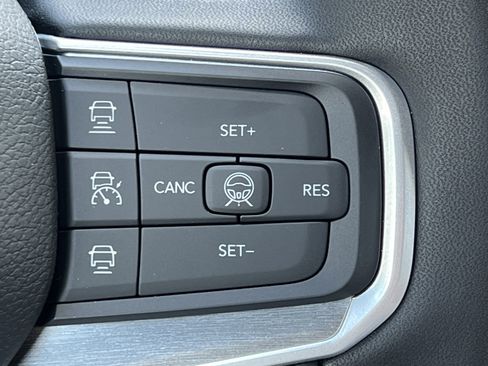 New 2026 Jeep Grand Wagoneer Limited AWD/4WD image 23