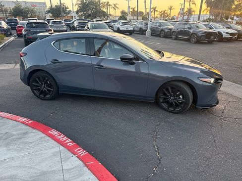 Used 2021 MAZDA MAZDA3 Hatchback w/Premium Plus Pkg AWD/4WD image 30
