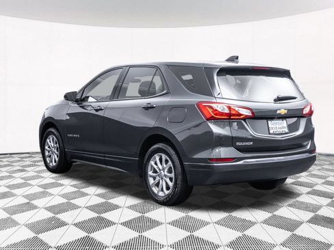 Used 2018 Chevrolet Equinox LS FWD image 9