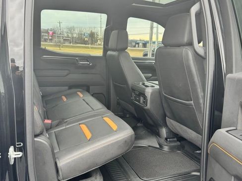 Used 2022 GMC Sierra 1500 AT4 w/ Technology Package image 42