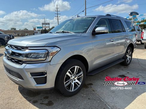Used 2024 Ford Expedition Limited RWD image 4