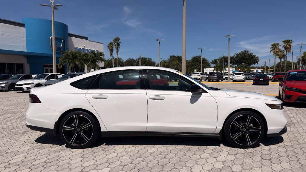 Used 2026 Honda Accord SE image 14