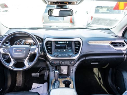 Used 2017 GMC Acadia Denali image 20