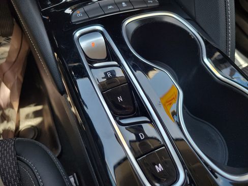 Certified 2023 Buick Envision Preferred FWD image 28