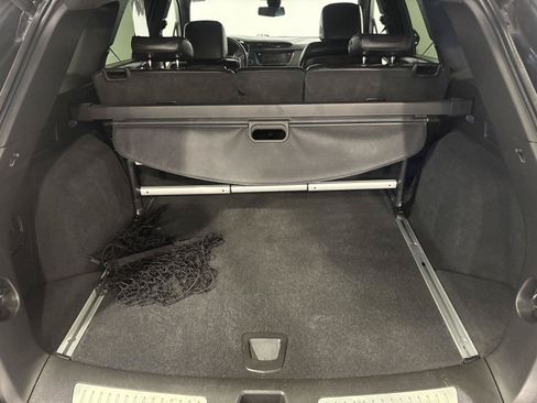 Used 2017 Cadillac XT5 Platinum AWD/4WD image 38