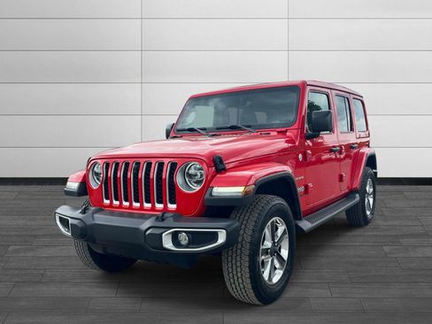 Used 2022 Jeep Wrangler Unlimited Sahara w/ LED Lighting Group AWD/4WD image 7