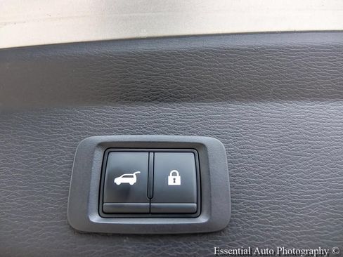Used 2025 Mitsubishi Outlander SE AWD/4WD image 24