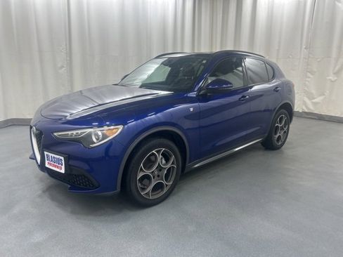 Used 2023 Alfa Romeo Stelvio Ti w/ Active Assist Plus Package image 2