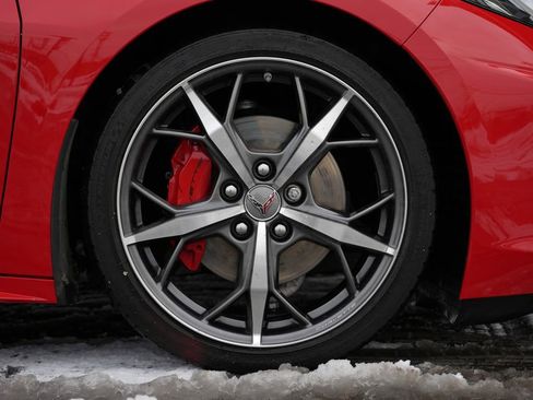 Used 2021 Chevrolet Corvette Stingray Preferred Cpe w/ Engine Appearance Package image 8