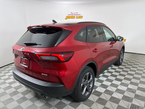 Used 2025 Ford Escape ST-Line Select AWD/4WD image 6