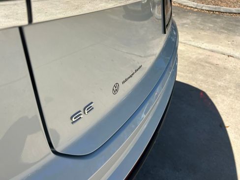 New 2026 Volkswagen Atlas Cross Sport SE image 30