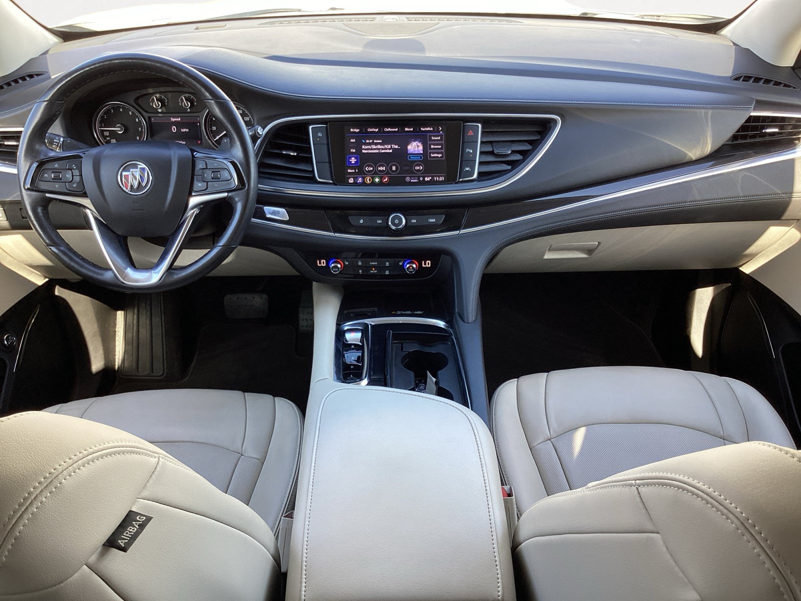 Used 2023 Buick Enclave Essence FWD image 4