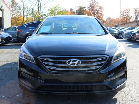 Used 2017 Hyundai Sonata Sport image 2
