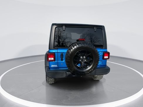 Used 2022 Jeep Wrangler Sport image 16