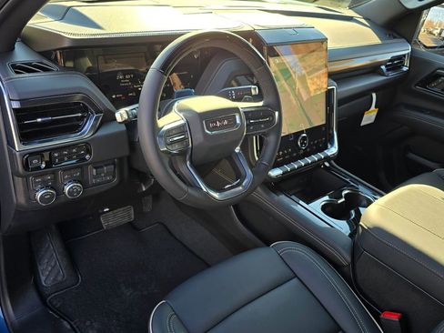 New 2026 GMC Yukon XL Elevation w/ Elevation Premium Package image 16