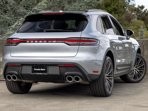 Certified 2026 Porsche Macan AWD/4WD image 11